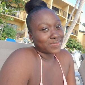 Meet your Posher, T'koya